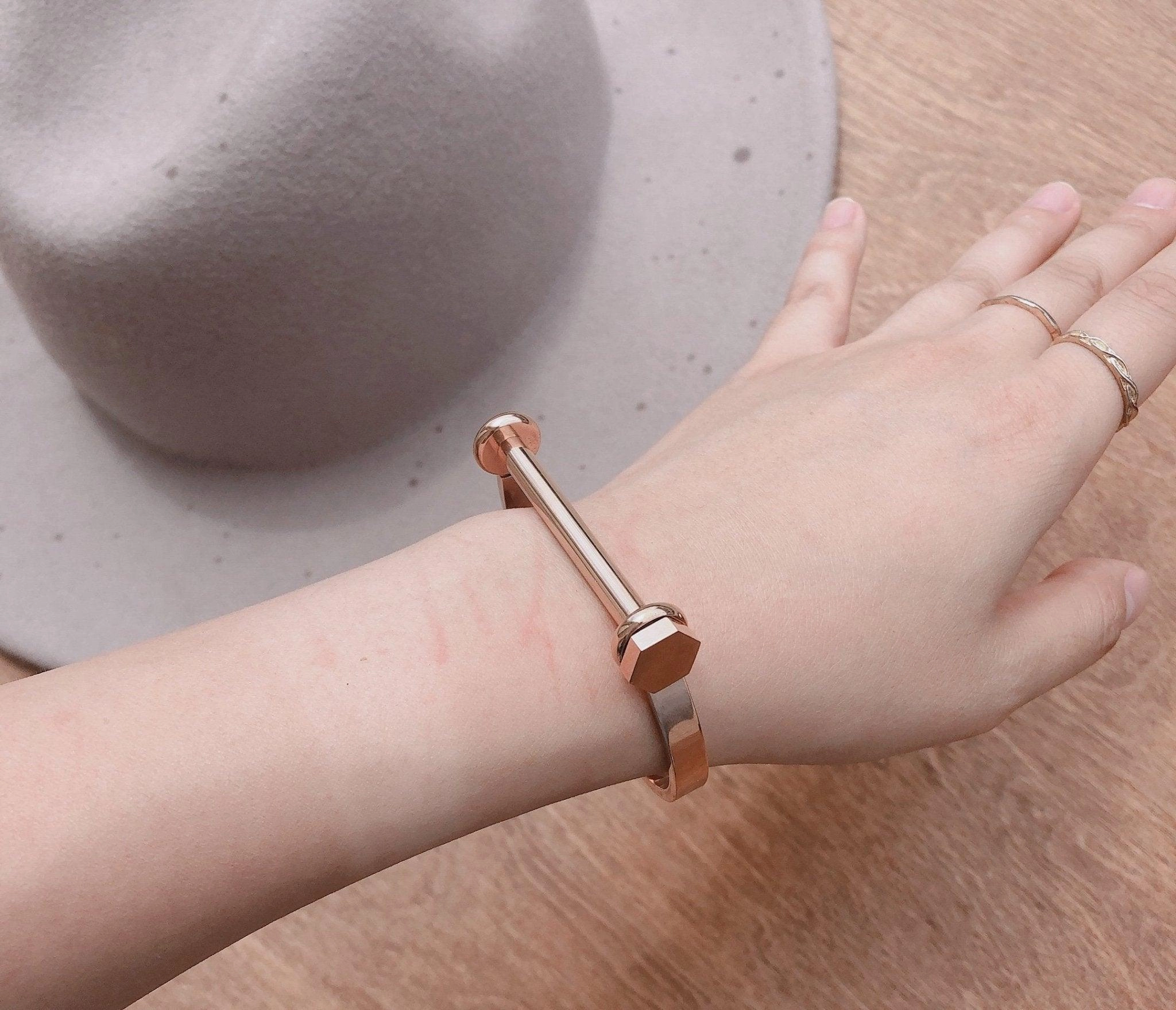 Hexagon Bar Bracelet