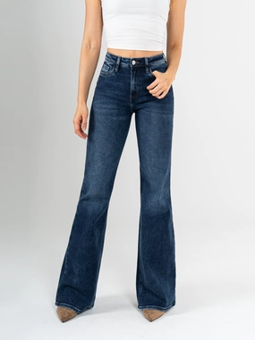 Ref: 065653 Jean flare stretch, bota ancha, tiro medio, tono azul oscuro