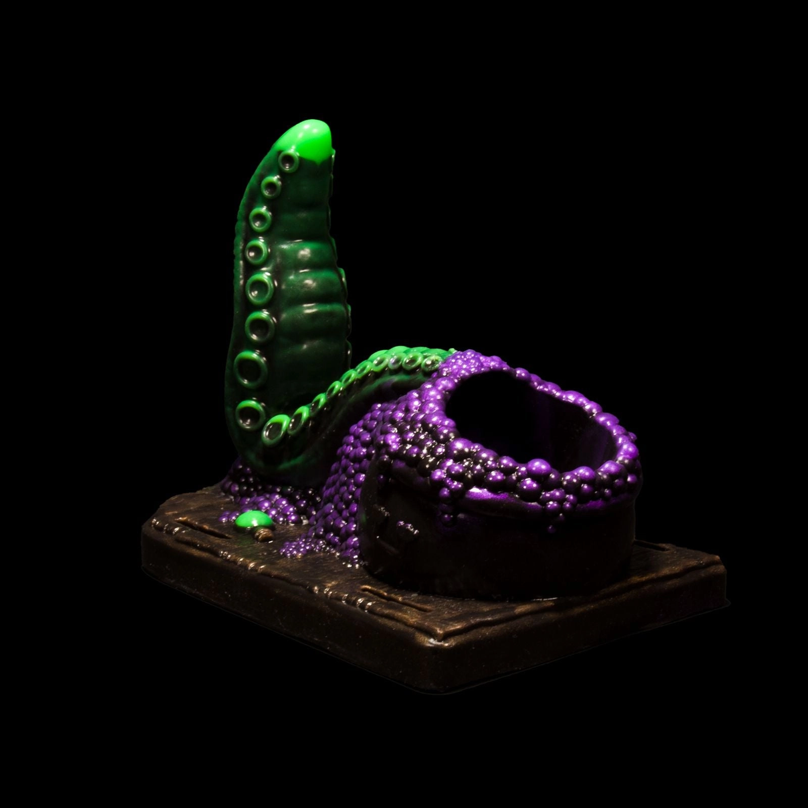 The Ejaculating Witches Cauldron II   Lube - Massage Wand Grinder