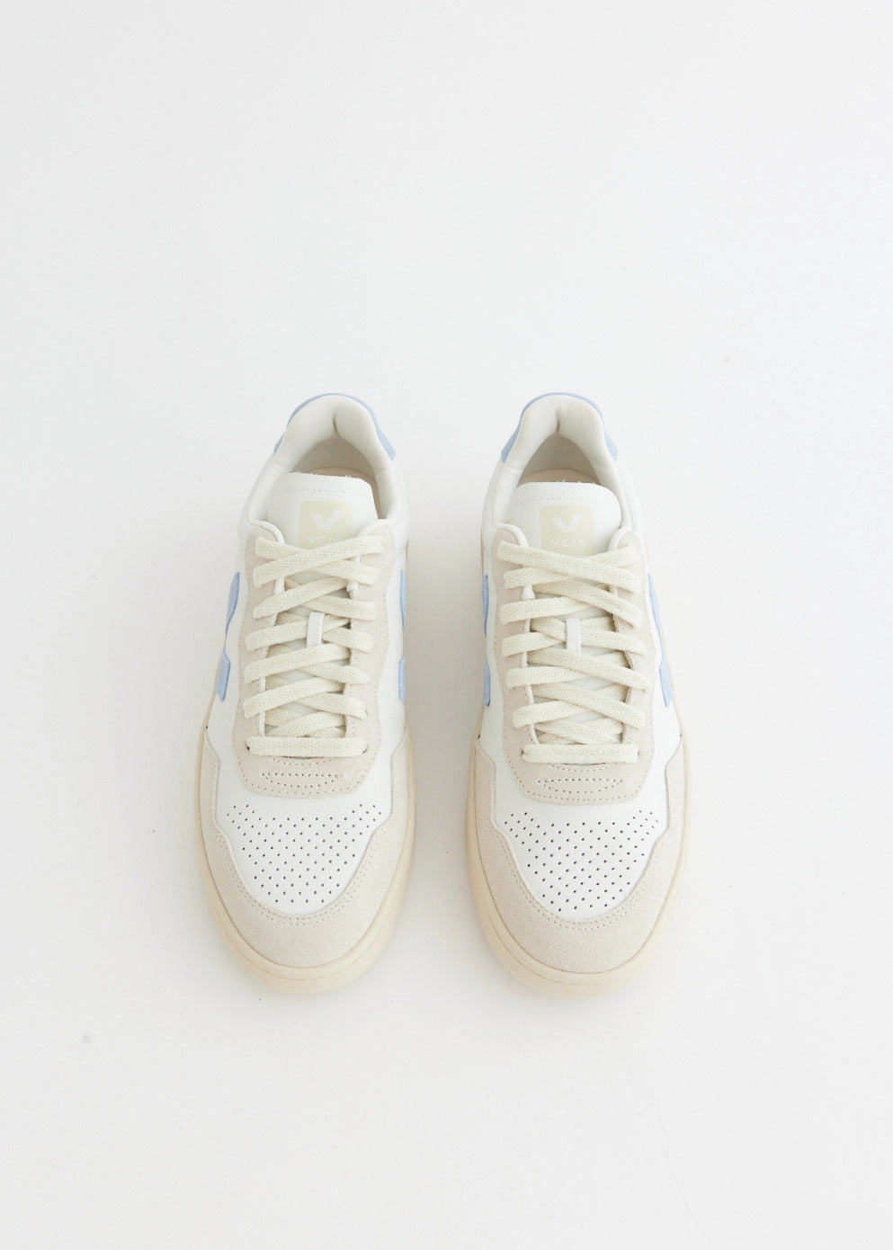 V-90 Sneakers