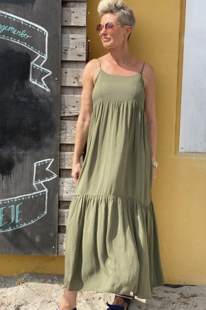 Vivi Long Strap Dress | Army | Maxi strop kjole fra Black Colour